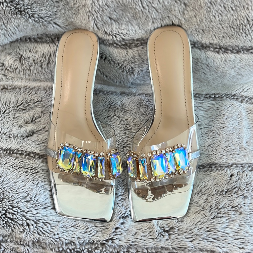 Chic Gemstone Embellished Clear Mules